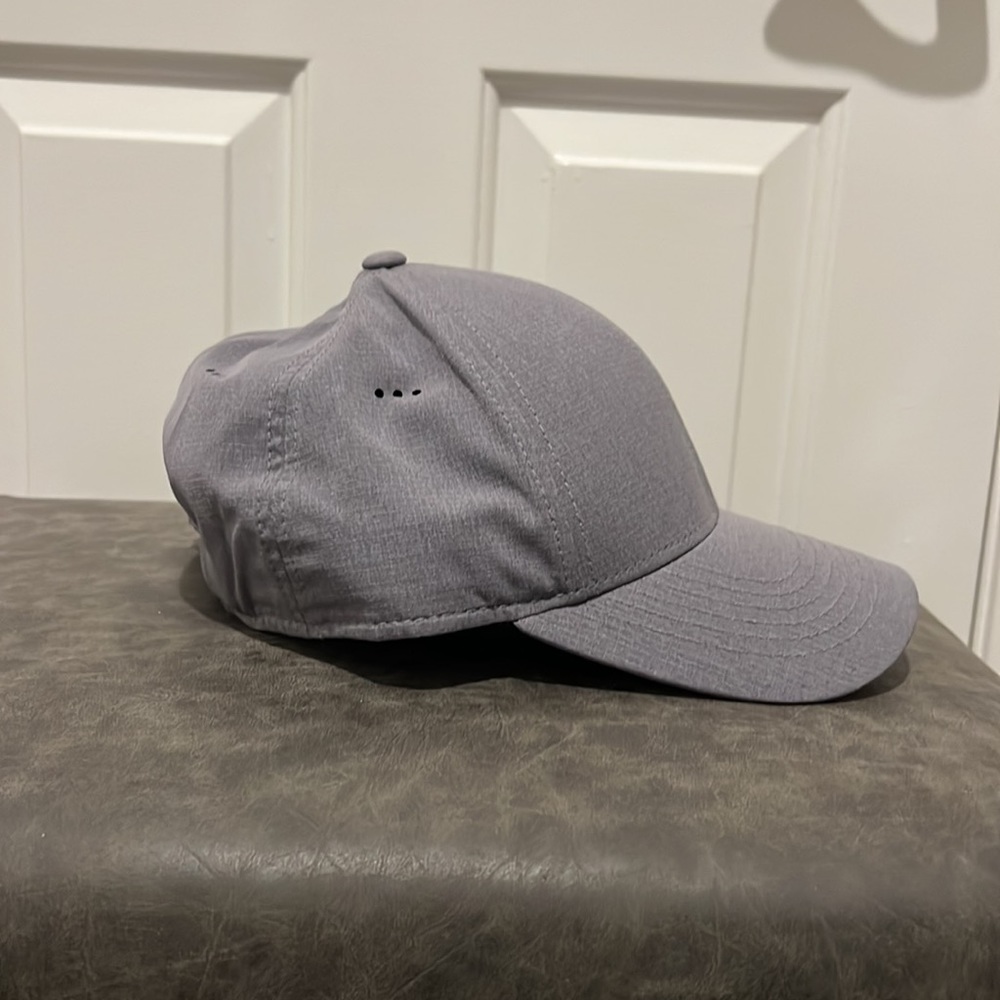 Grey Hat - Picture 4 of 5